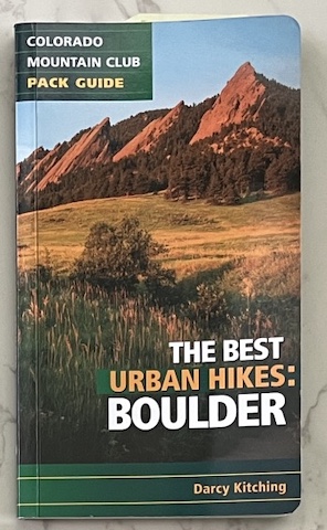 ボルダー 書籍 Hiking Bools: The Best Urban Hikes: Boulder
