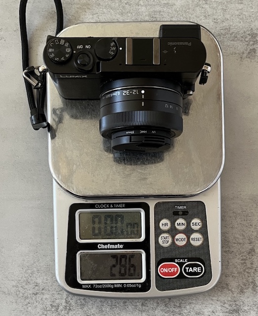 Lumix G100 G100D, MFT マイクロフォーサーズ小型・軽量カメラ