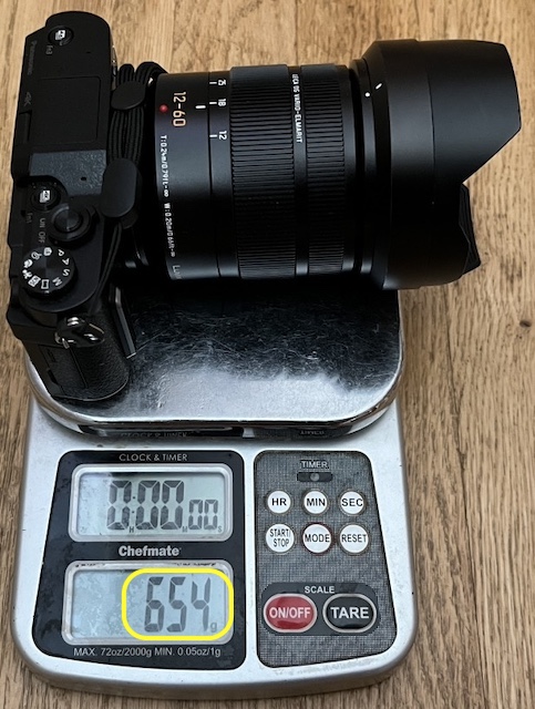 重量、LEICA 12-60mm MFT VARIO-ELMARIT F2.8-4.0